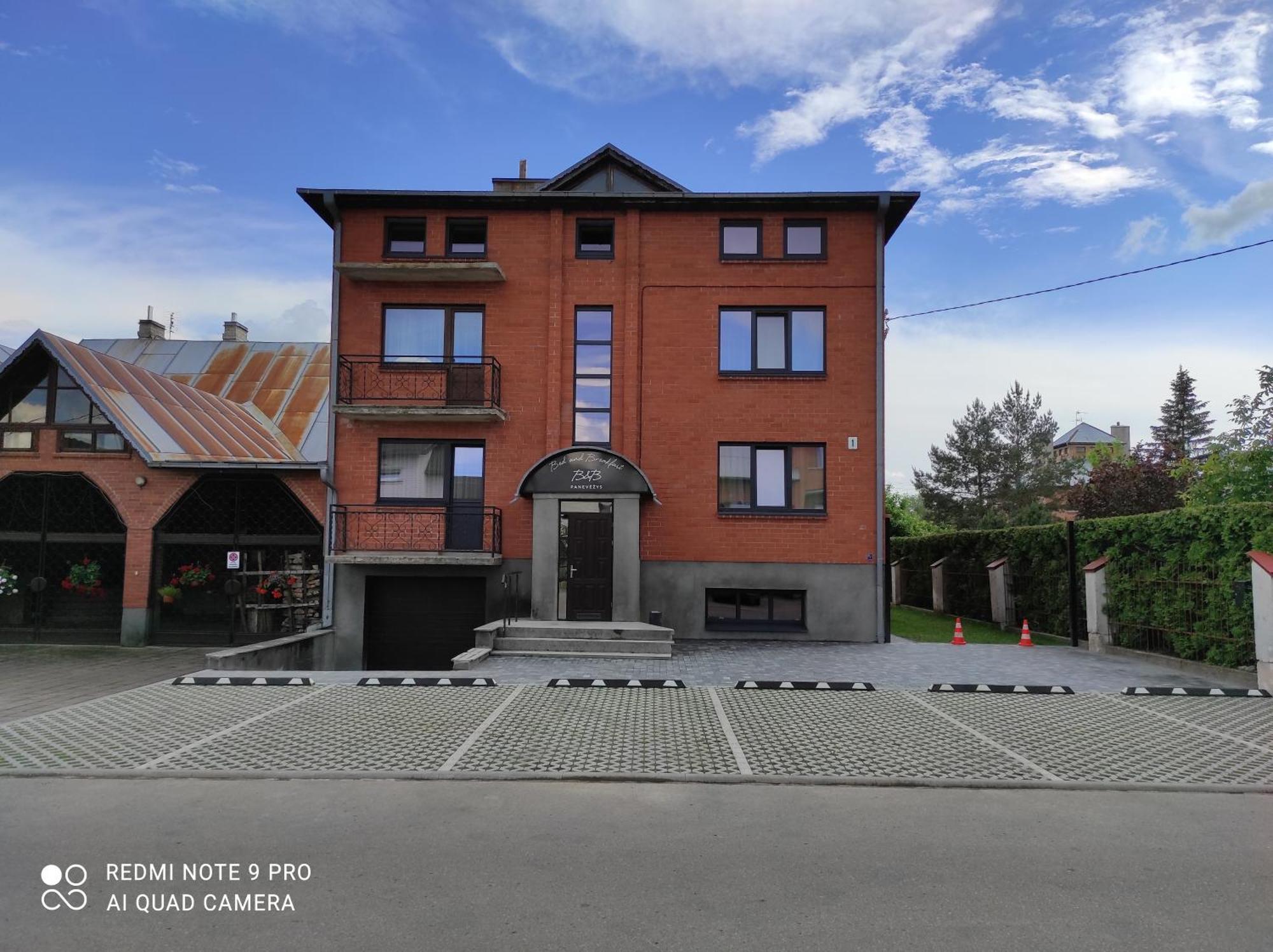 B&B Panevėžys Exteriör bild